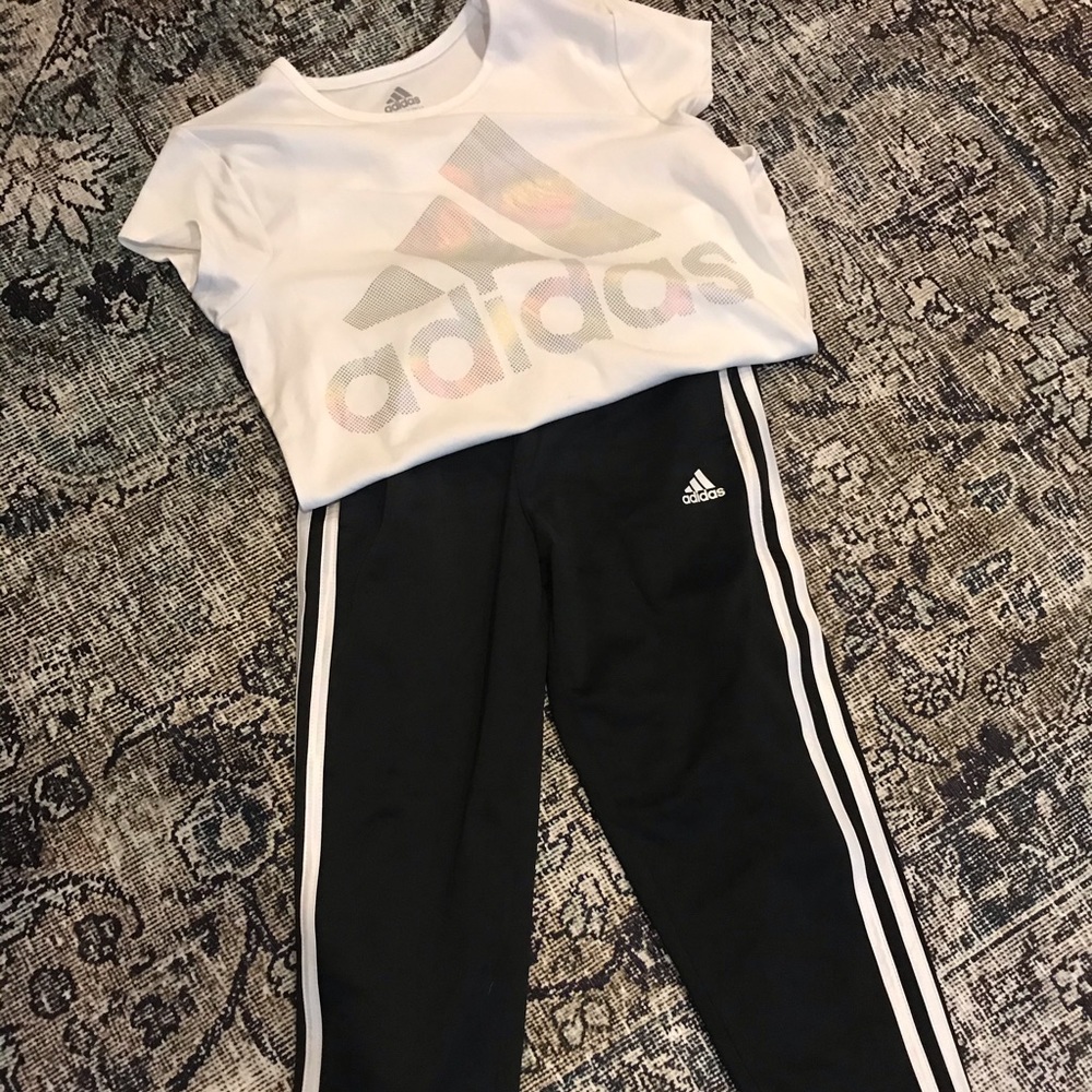 Adidas outfit (girls)